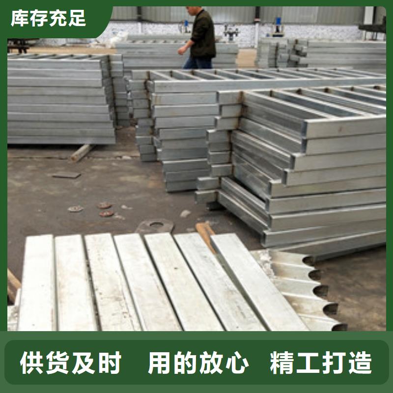 桥梁护栏公路桥梁护栏用心制作拒绝伪劣产品