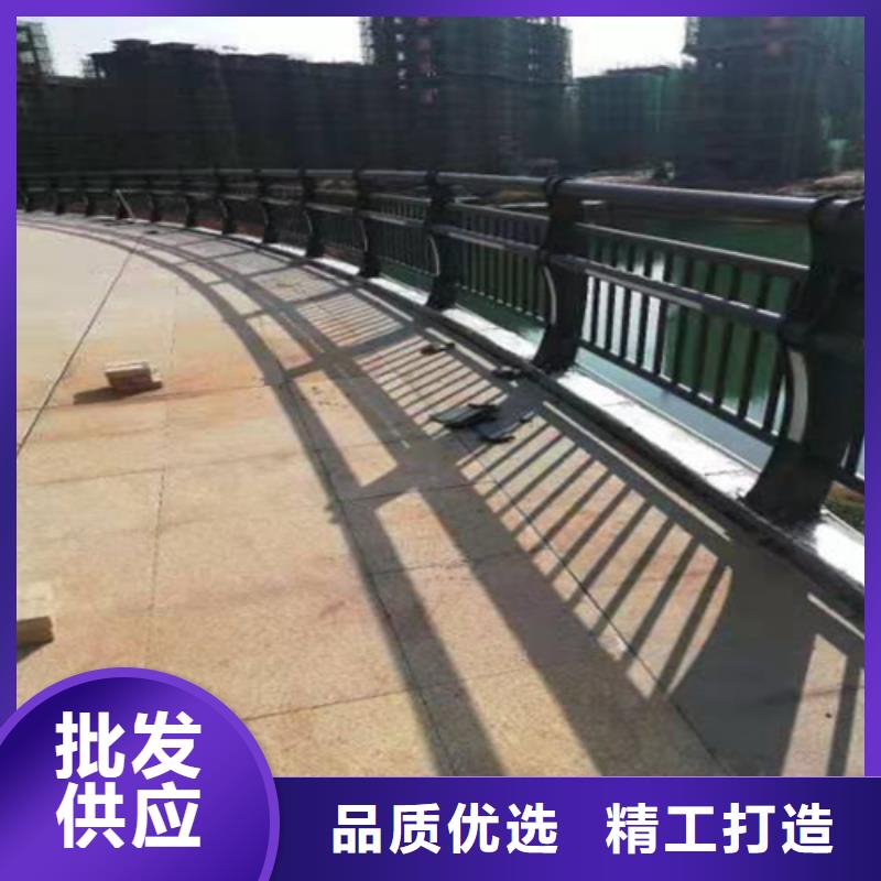 【不锈钢桥梁防撞护栏河道景观灯光护栏不锈钢复合管质量三包】附近生产厂家