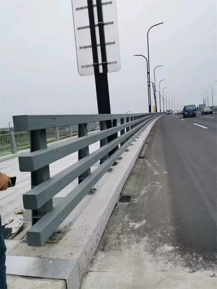 不锈钢绳索护栏定制