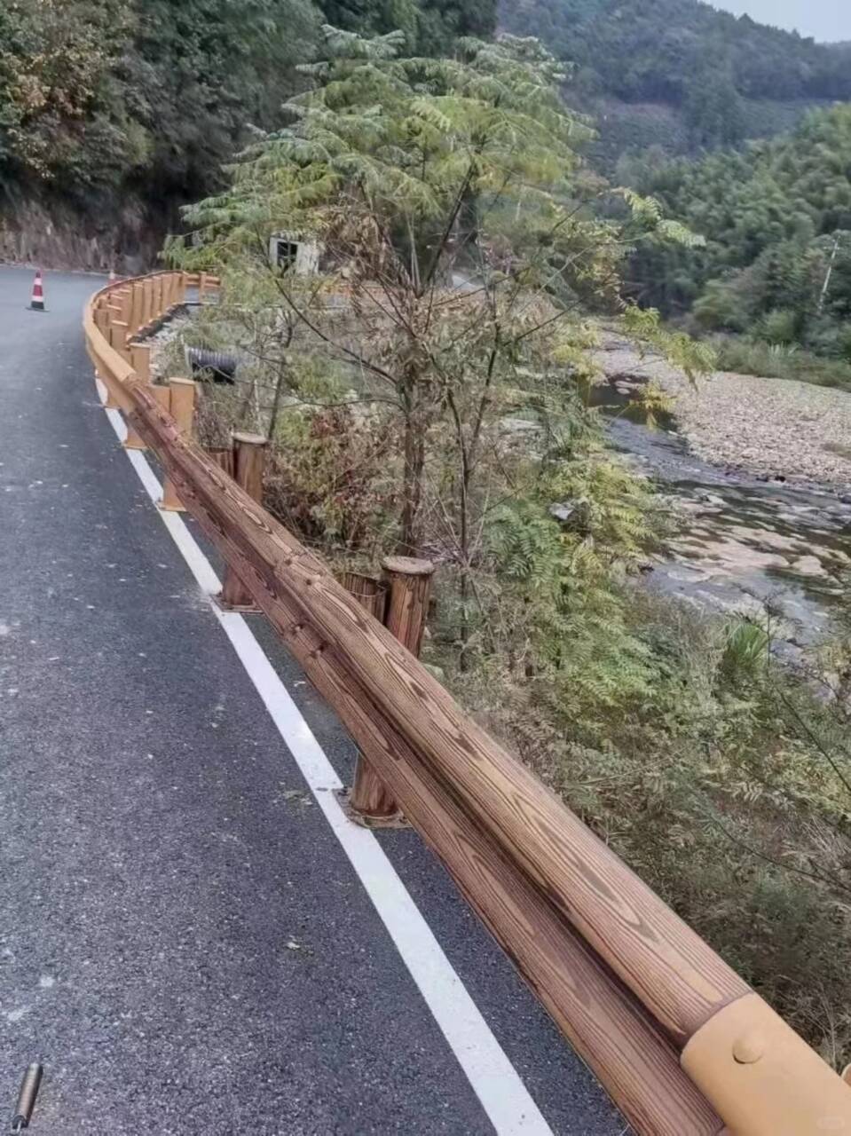 钢结构金属面木纹漆全包施工价格